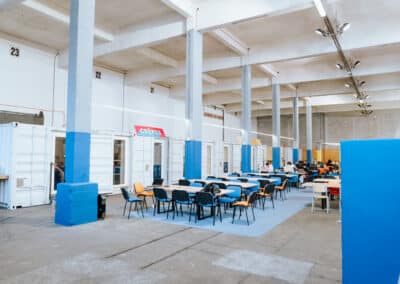 Homeblok installe le campus temporaire de La Plateforme aux Docks des Suds